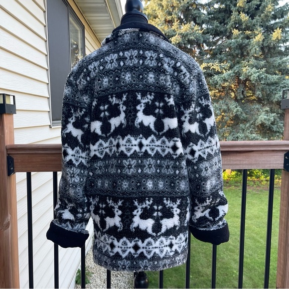 VTG Real Comfort High Pile Fleece Nordic Deer Coat Women’s Size Medium Jacket - Picture 15 of 16